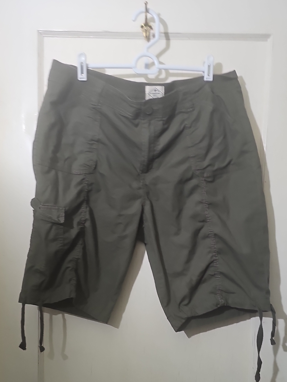 Womens Sz 16 Olive Green Cargo Shorts
